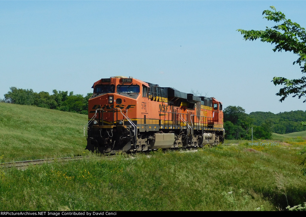 BNSF 5796